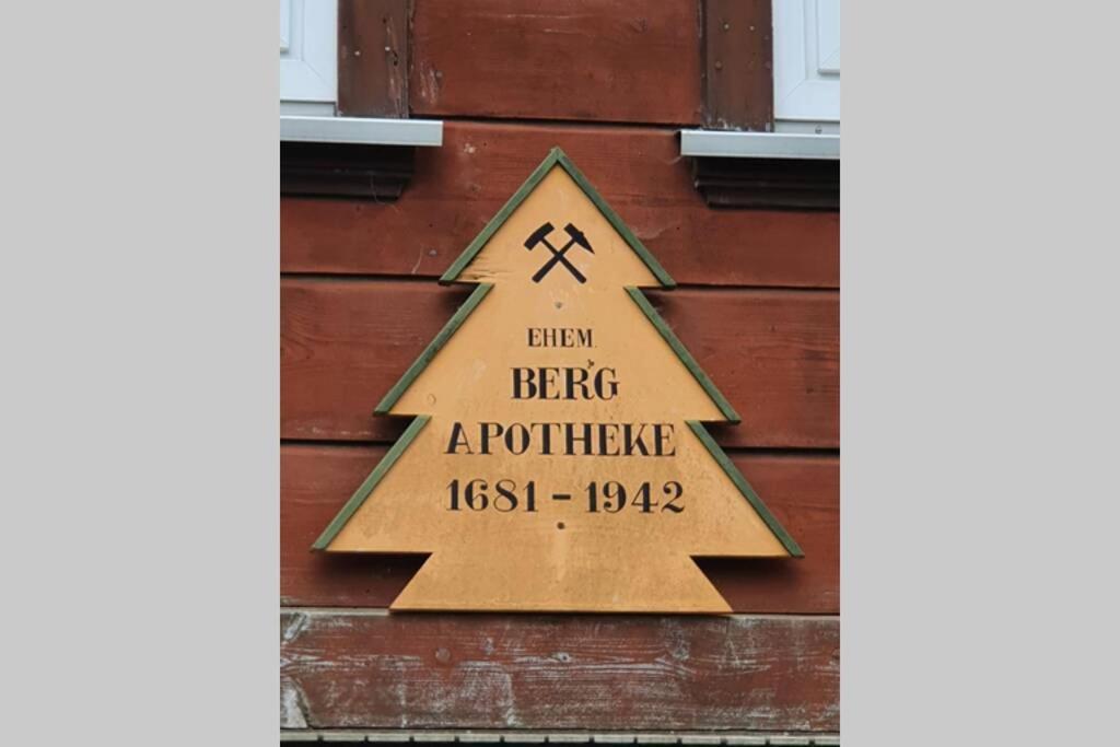 Ehem. Berg Apotheke Apartment Санкт Андреасберг Екстериор снимка